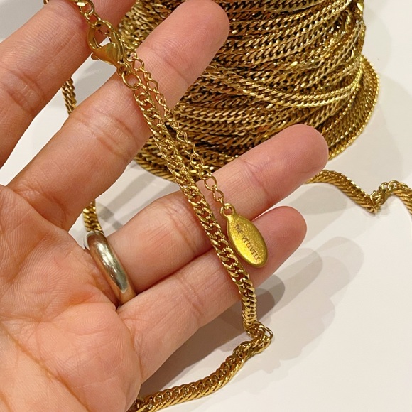 Anklet -Gold Cuban curb chain waterproof 18k gold plated on stainless… - Picture 5 of 5